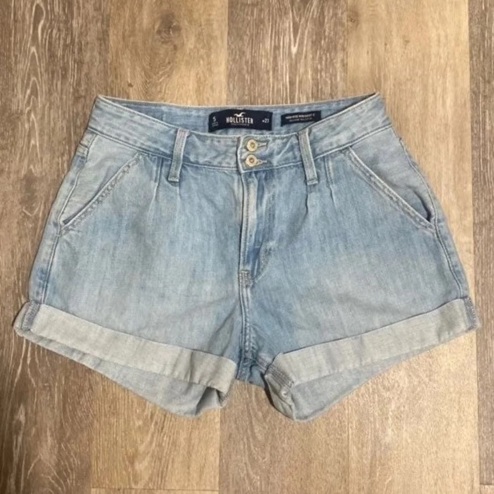 Mom jean shorts size 27w
